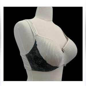 CACIQUE Striped Black and Cream Bra